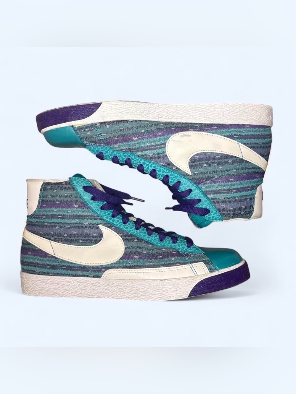 Vintage 2009 Nike Blazer High "Charlotte
Hornets" - Women's 9.5